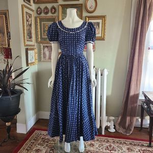 Authentic Vintage Southern Bell Full Skirt Midi Dress